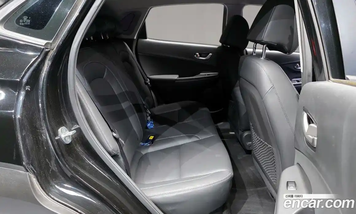 Hyundai Kona 2019 1.6 Автомат в Москве № 529977, фото 12