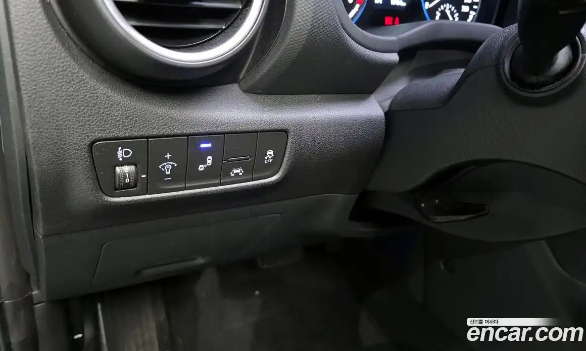 Hyundai Kona 2019 1.6 Автомат в Москве № 529977, фото 15