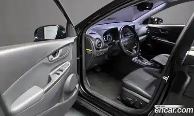 Hyundai Kona 2019 1.6 Автомат в Москве № 529977, миниатюра 10