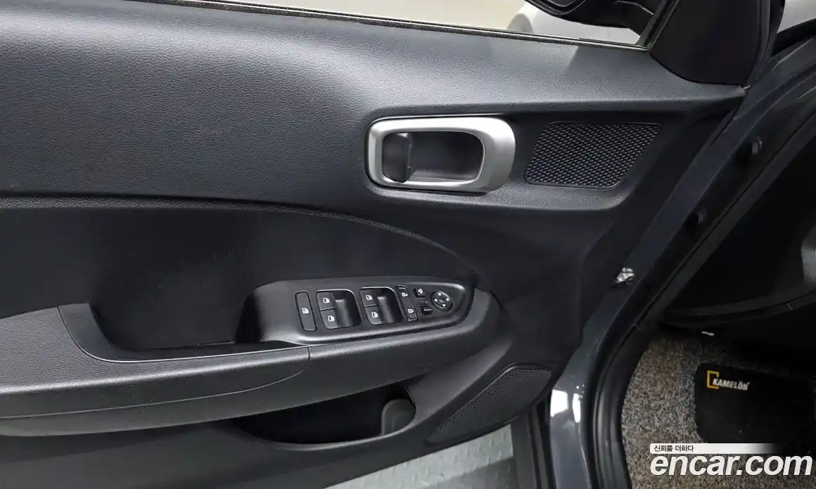 Hyundai Venue 2023 1.6 Автомат в Москве № 530061, фото 18