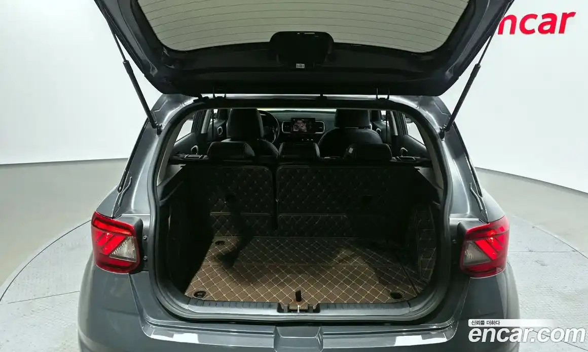 Hyundai Venue 2023 1.6 Автомат в Москве № 530061, фото 20