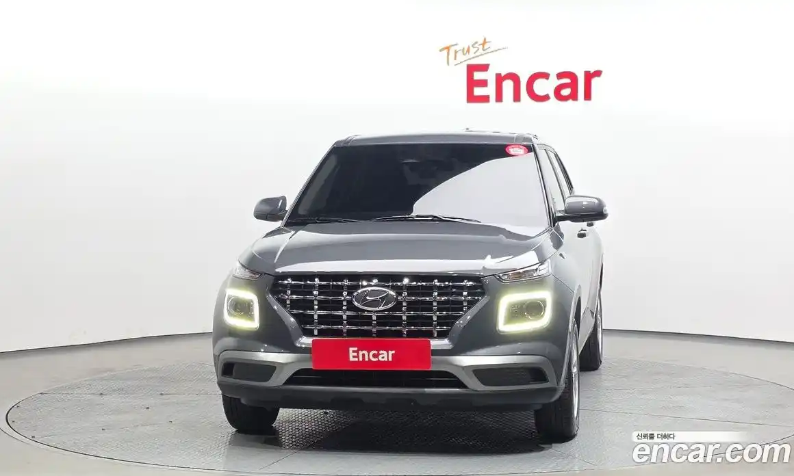 Hyundai Venue 2023 1.6 Автомат в Москве № 530061, фото 3