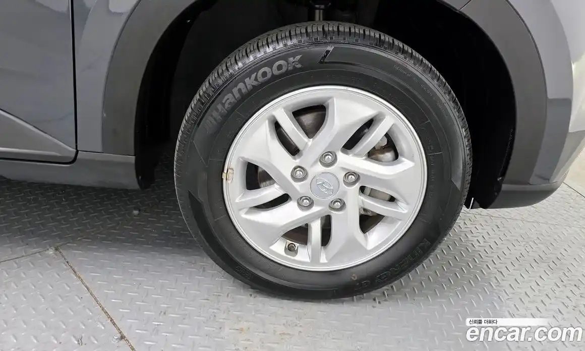 Hyundai Venue 2023 1.6 Автомат в Москве № 530061, фото 5