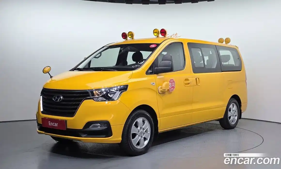 Hyundai Starex 2020 2.4 Автомат в Москве № 530205, фото 1