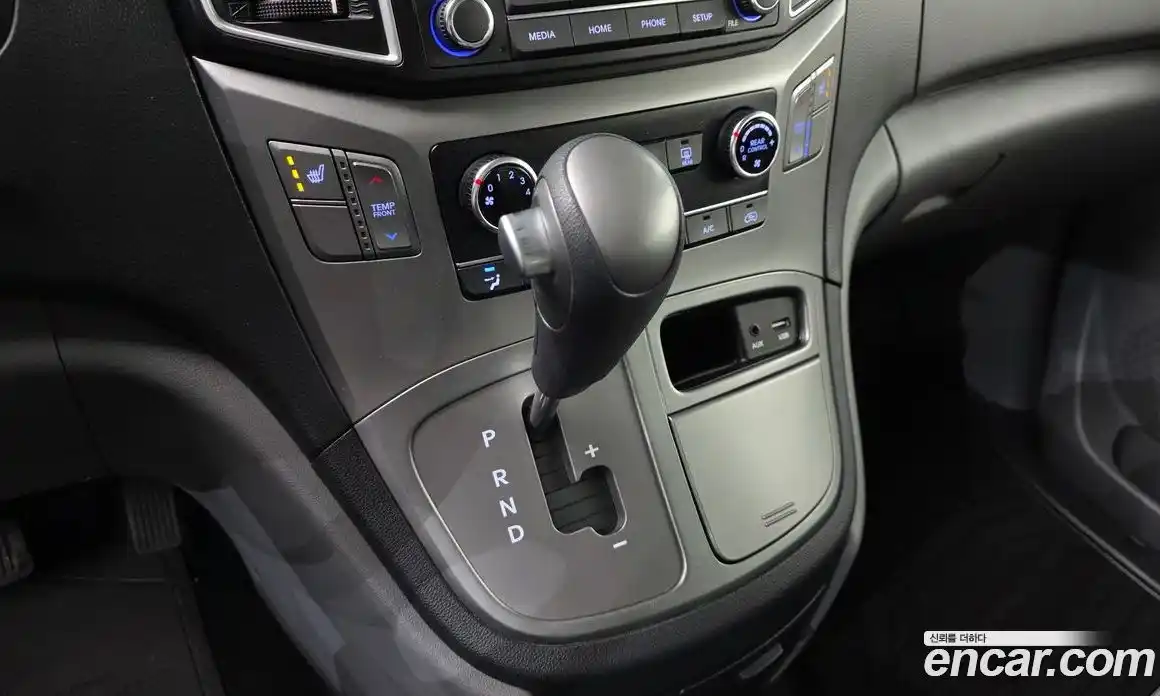 Hyundai Starex 2020 2.4 Автомат в Москве № 530205, фото 9