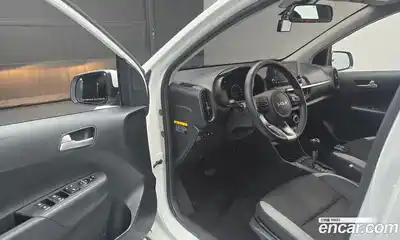 Kia Morning 2023 1.0 Автомат в Москве № 532818, миниатюра 11