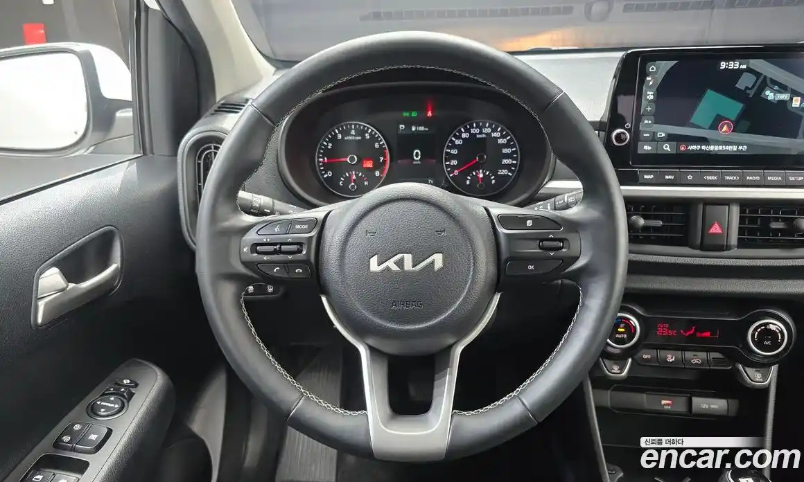 Kia Morning 2023 1.0 Автомат в Москве № 532818, фото 14