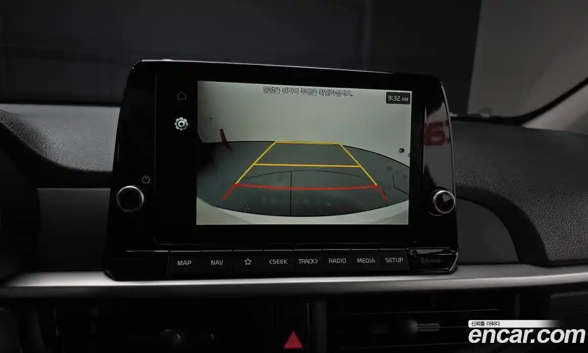 Kia Morning 2023 1.0 Автомат в Москве № 532818, фото 16