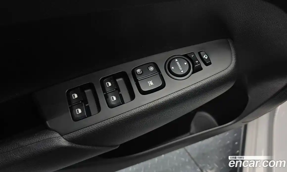 Kia Morning 2023 1.0 Автомат в Москве № 532818, фото 18