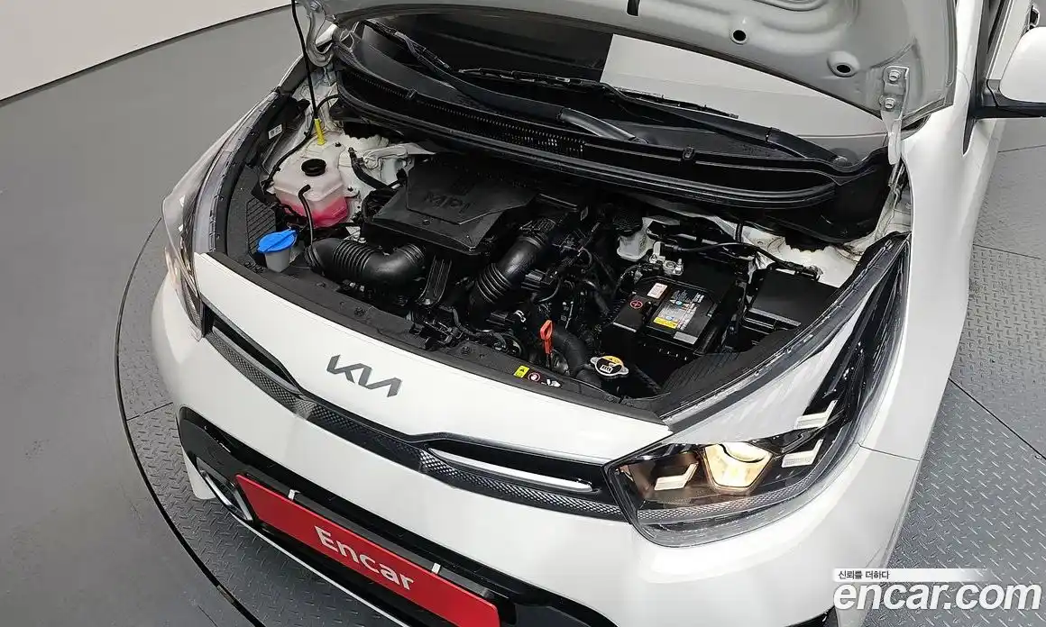 Kia Morning 2023 1.0 Автомат в Москве № 532818, фото 6