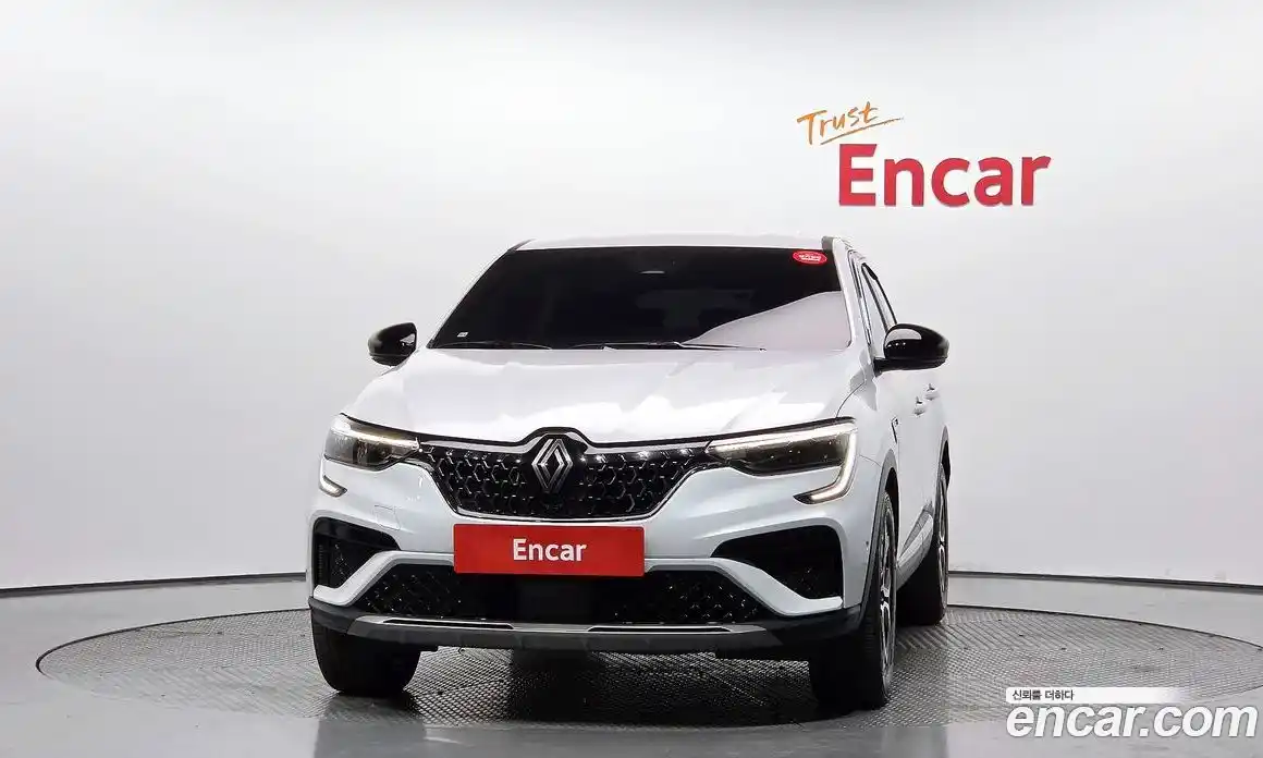 Renault Arkana 2025 1.6 Автомат в Москве № 533305, фото 3