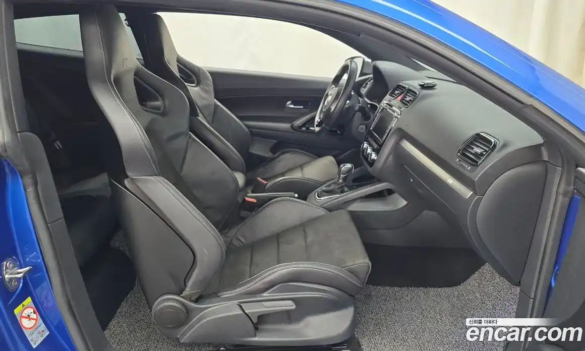 Volkswagen Scirocco 2013 2.0 Автомат в Москве № 533463, фото 11