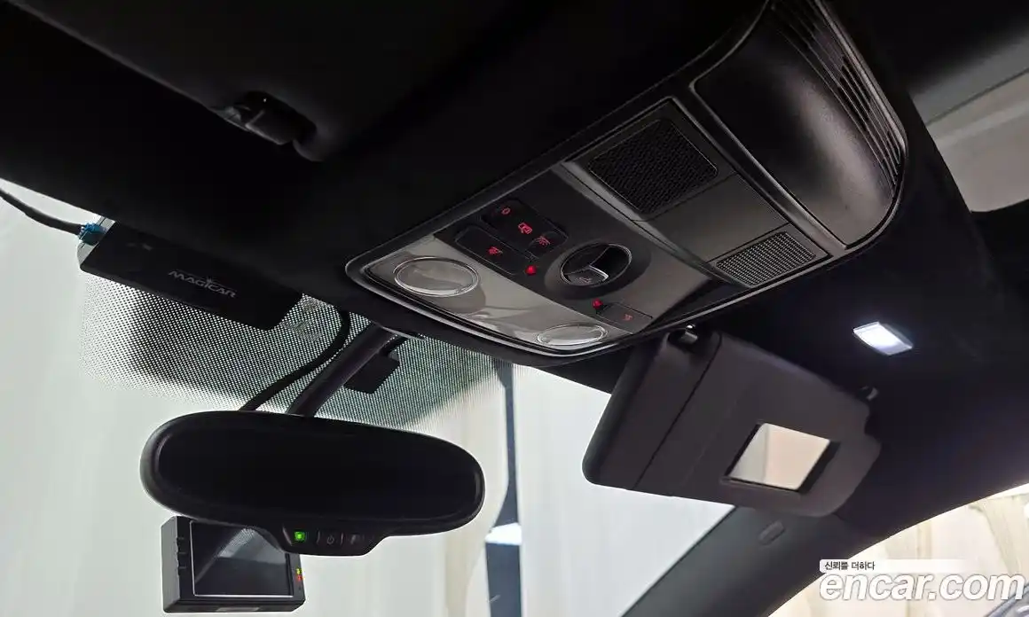 Volkswagen Scirocco 2013 2.0 Автомат в Москве № 533463, фото 18