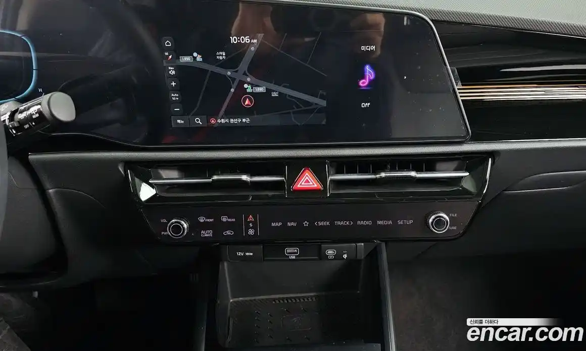 Kia Niro 2022 1.6 Автомат в Москве № 534417, фото 14