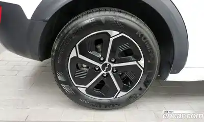 Kia Niro 2022 1.6 Автомат в Москве № 534417, миниатюра 5