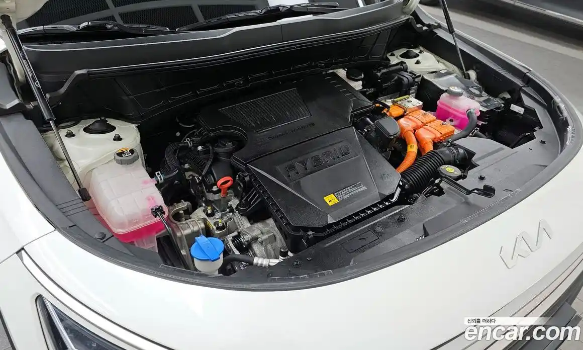 Kia Niro 2022 1.6 Автомат в Москве № 534417, фото 6