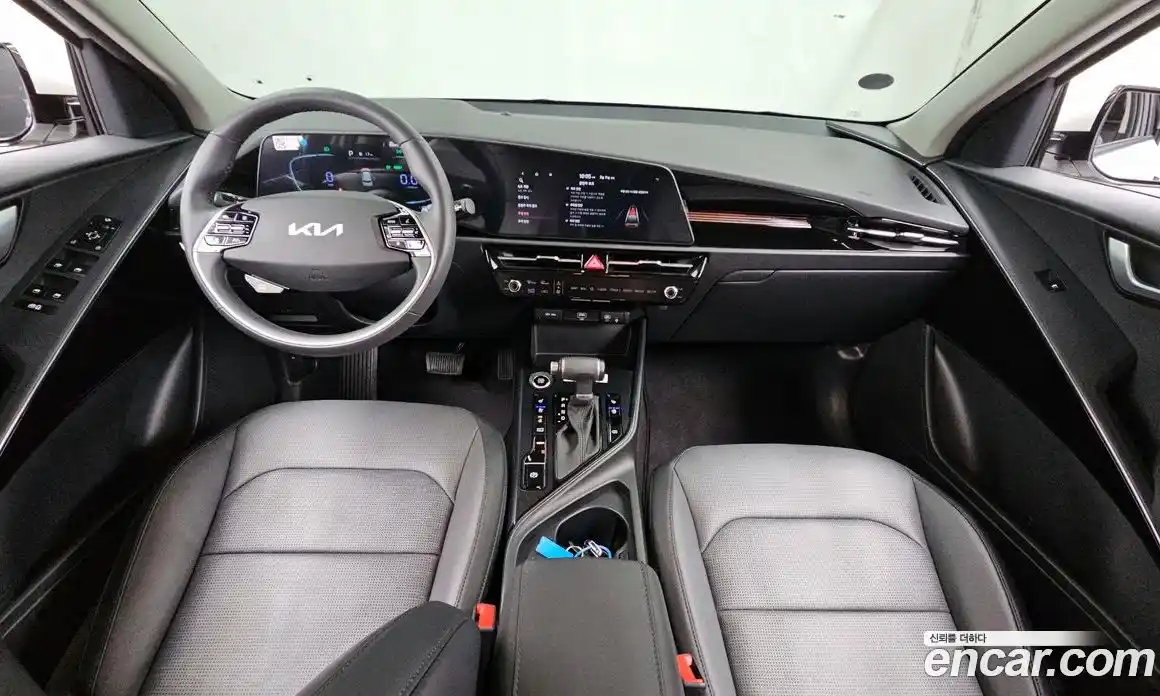 Kia Niro 2022 1.6 Автомат в Москве № 534417, фото 7