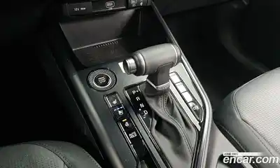 Kia Niro 2022 1.6 Автомат в Москве № 534417, миниатюра 9