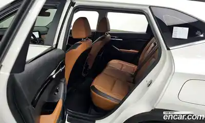 Kia Seltos 2023 1.6 Автомат в Москве № 534437, миниатюра 12