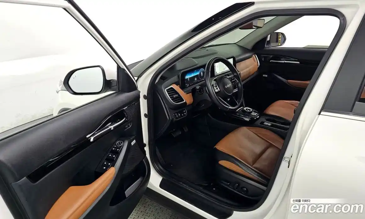 Kia Seltos 2023 1.6 Автомат в Москве № 534437, фото 10