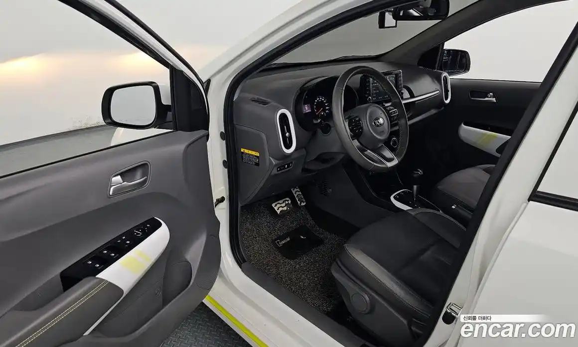 Kia Morning 2020 1.0 Автомат в Москве № 534633, фото 11