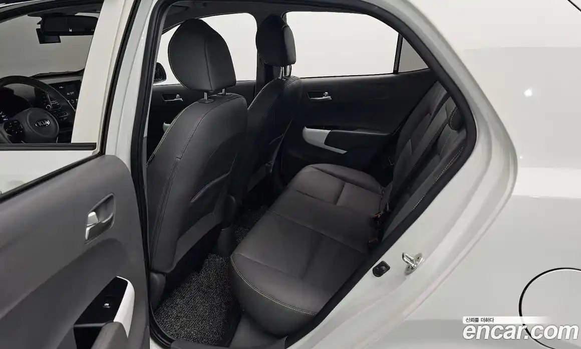 Kia Morning 2020 1.0 Автомат в Москве № 534633, фото 12