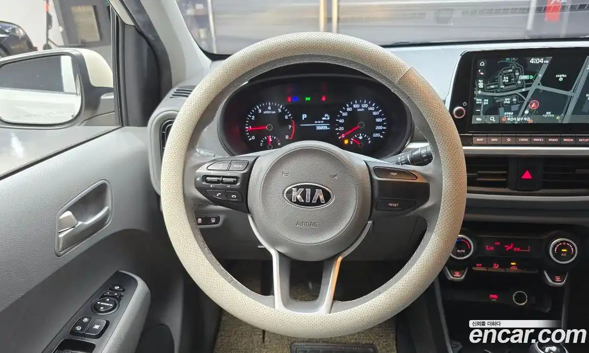 Kia Morning 2021 1.0 Автомат в Москве № 535303, фото 14