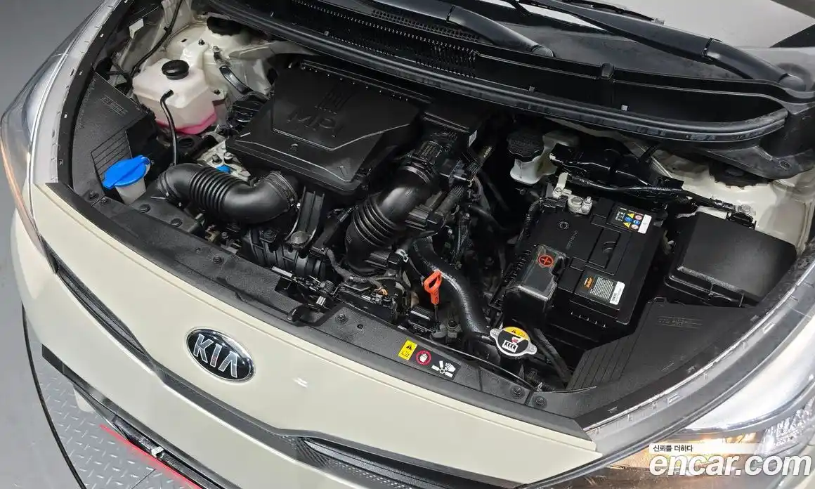 Kia Morning 2021 1.0 Автомат в Москве № 535303, фото 6