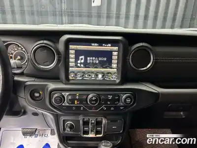 Jeep Wrangler 2021 2.0 Автомат в Москве № 535332, миниатюра 12