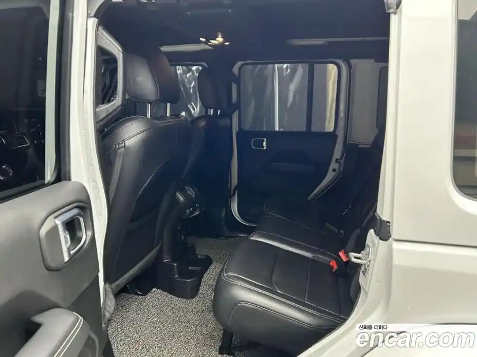 Jeep Wrangler 2021 2.0 Автомат в Москве № 535332, фото 8