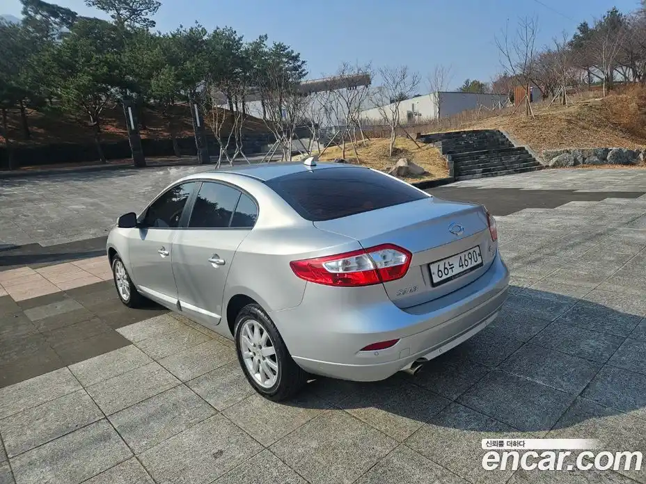 Renault SM3 2011 1.6 Автомат в Москве № 536907, фото 7