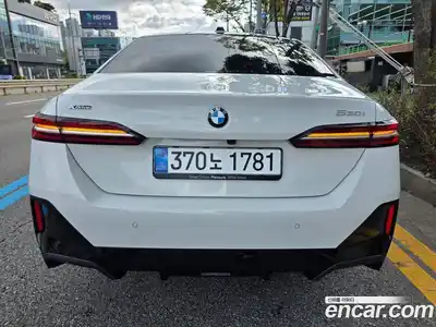 BMW 5-Series 2026 2.0 Автомат в Москве № 537552, миниатюра 4