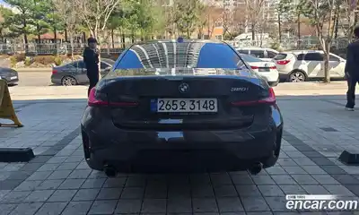 BMW 3-Series 2025 2.0 Автомат в Москве № 537905, миниатюра 4