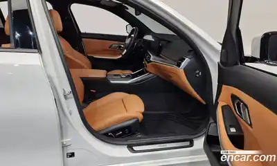 BMW 3-Series 2024 2.0 Автомат в Москве № 538016, миниатюра 11