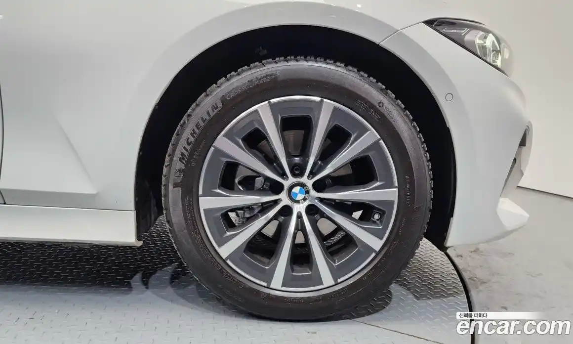 BMW 3-Series 2024 2.0 Автомат в Москве № 538016, фото 5