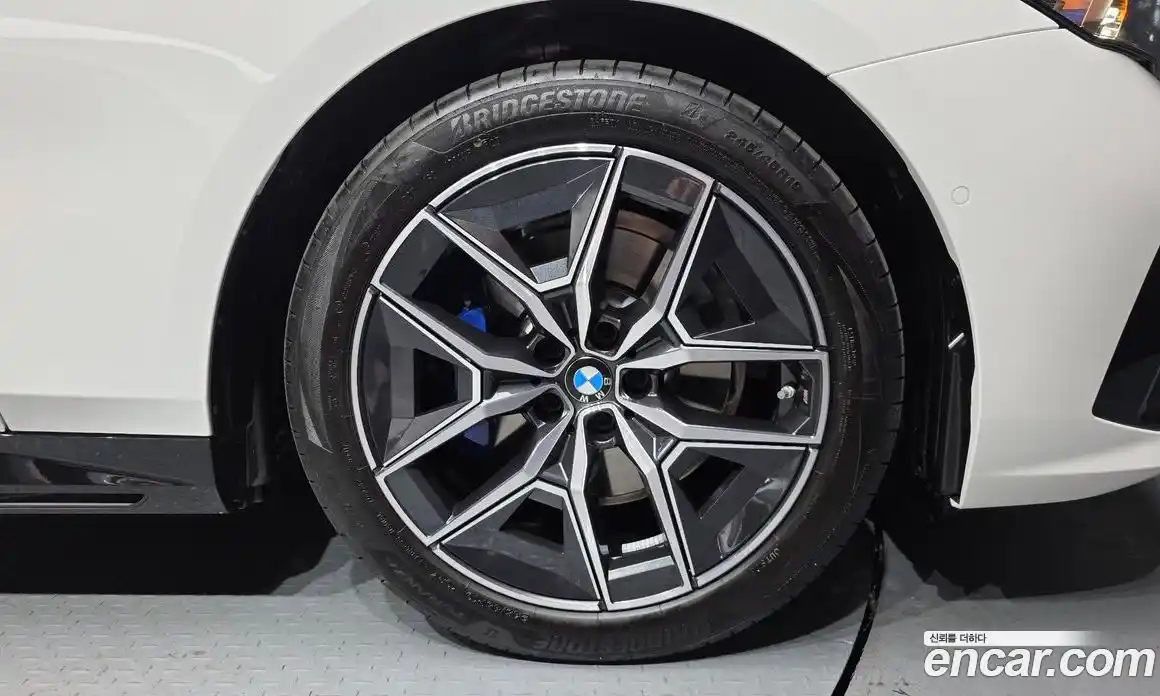 BMW 5-Series 2025 2.0 Автомат в Москве № 538039, фото 5