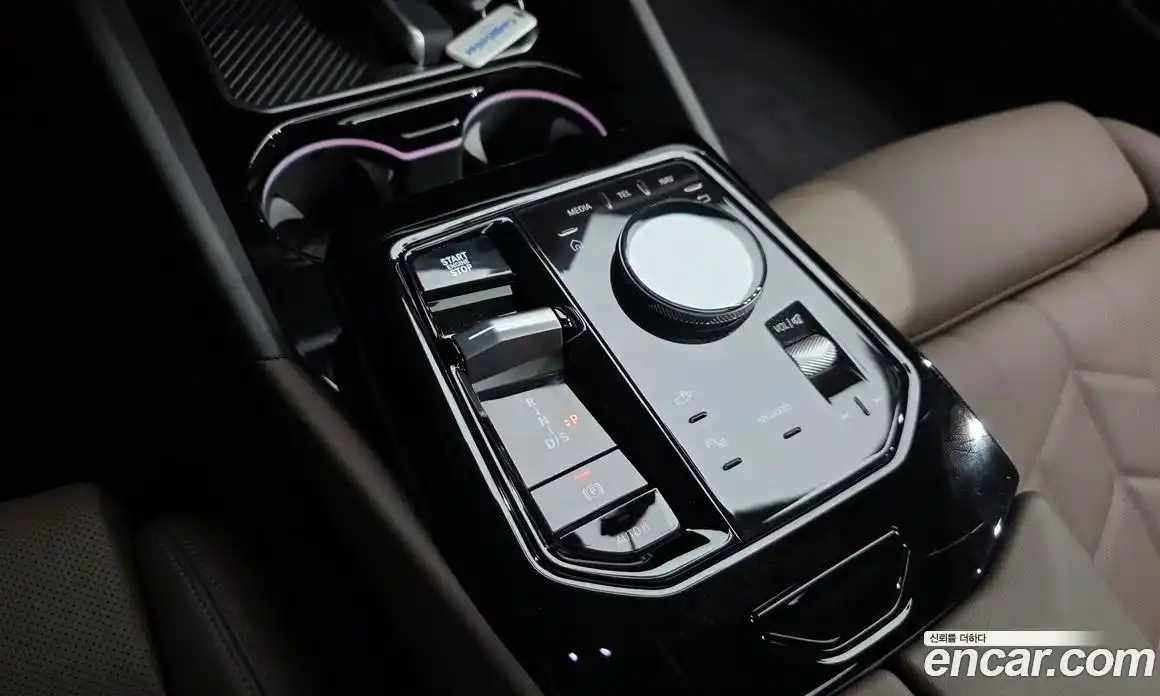 BMW 5-Series 2025 2.0 Автомат в Москве № 538039, фото 9