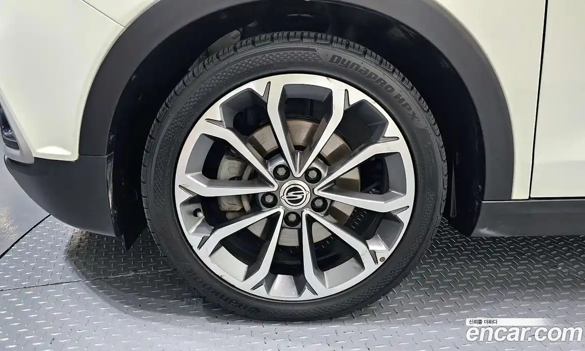 SsangYong TIBOLI 2017 1.6 Автомат в Москве № 538658, фото 5