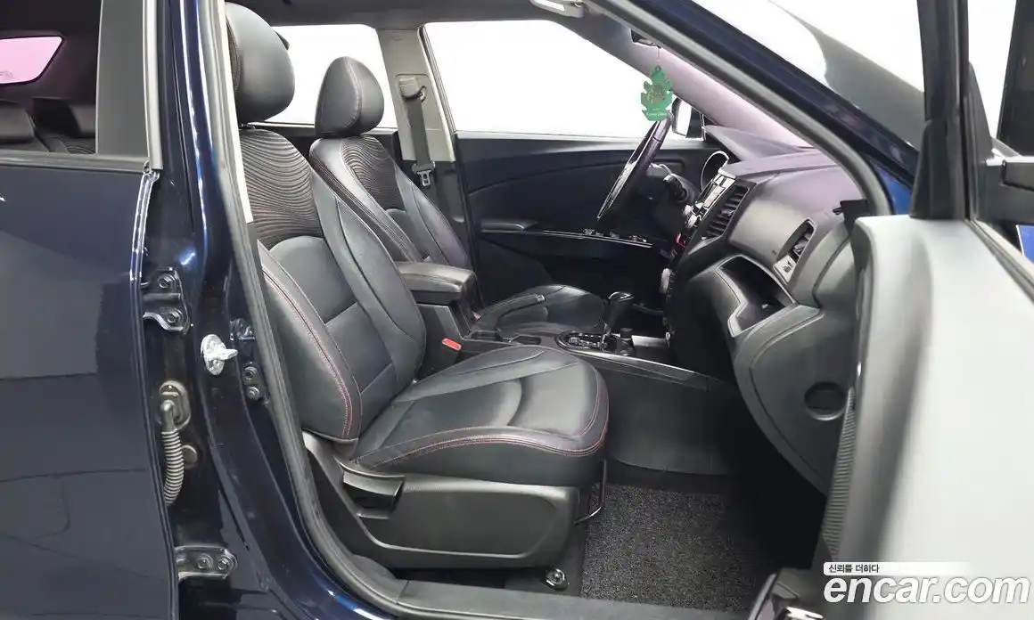 SsangYong TIBOLI 2016 1.6 Автомат в Москве № 539607, фото 11