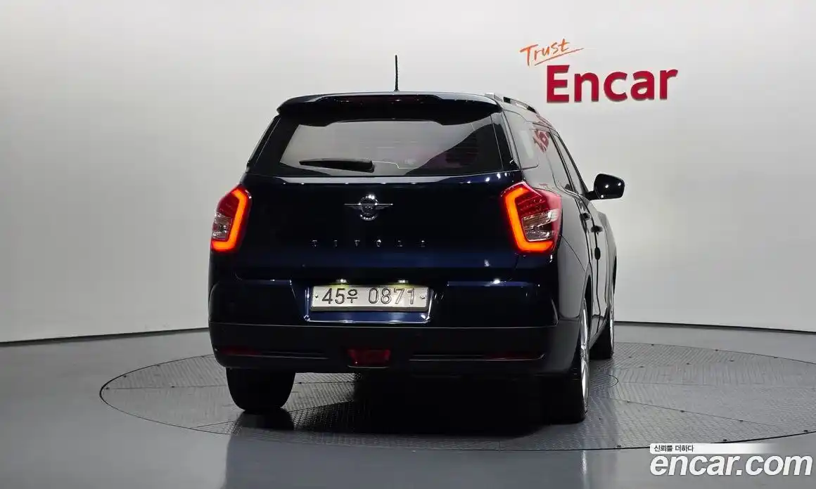 SsangYong TIBOLI 2016 1.6 Автомат в Москве № 539607, фото 4