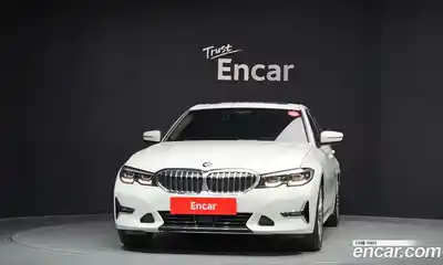 BMW 3-Series 2022 2.0 Автомат в Москве № 539811, миниатюра 3