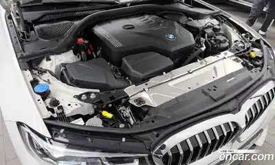 BMW 3-Series 2022 2.0 Автомат в Москве № 539811, миниатюра 6