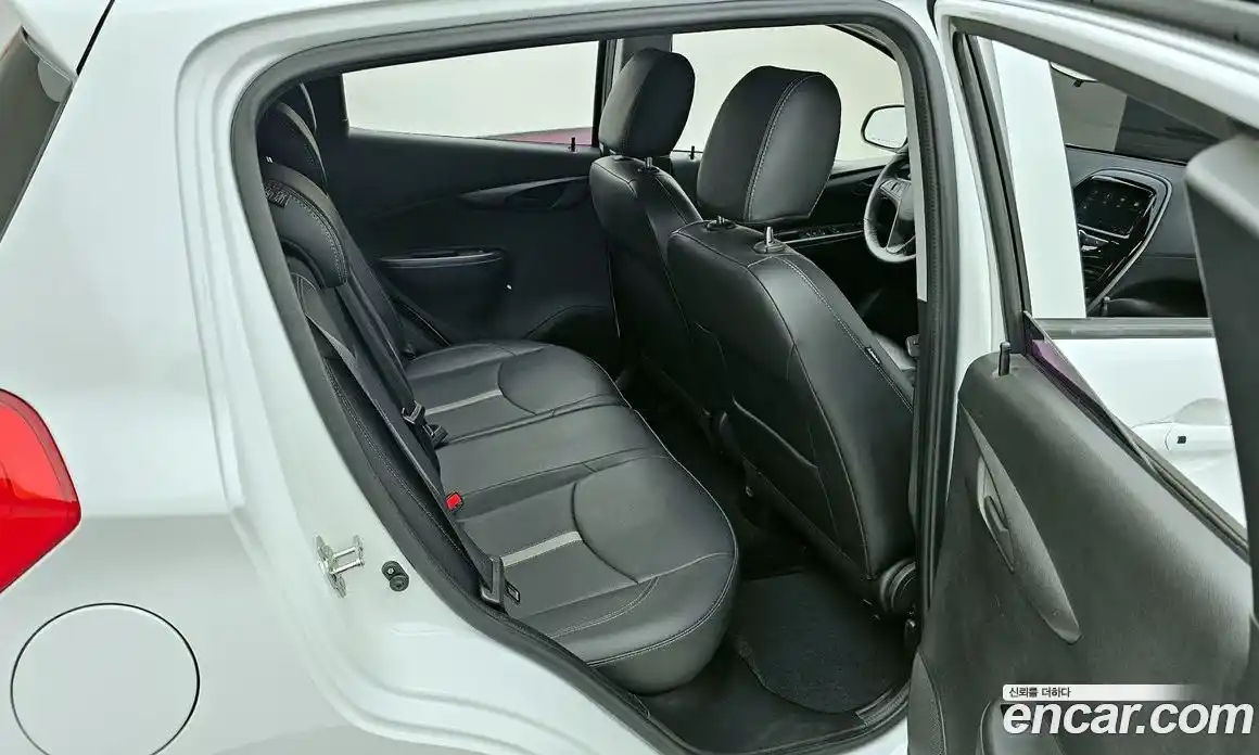 Chevrolet Spark 2020 1.0 Автомат в Москве № 539966, фото 12