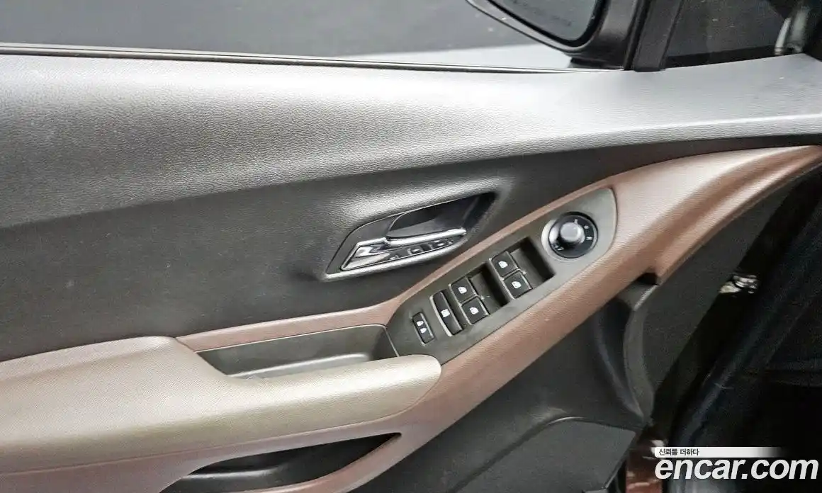 Chevrolet Trax 2014 1.4 Автомат в Москве № 540320, фото 17