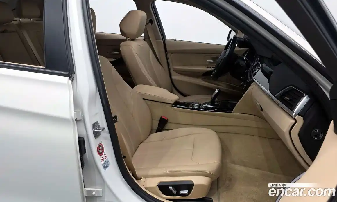 BMW 3-Series 2016 2.0 Автомат в Москве № 540914, фото 11