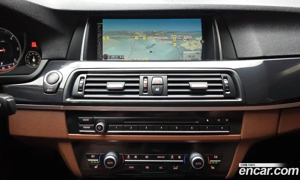 BMW 5-Series 2015 2.0 Автомат в Москве № 540922, фото 14