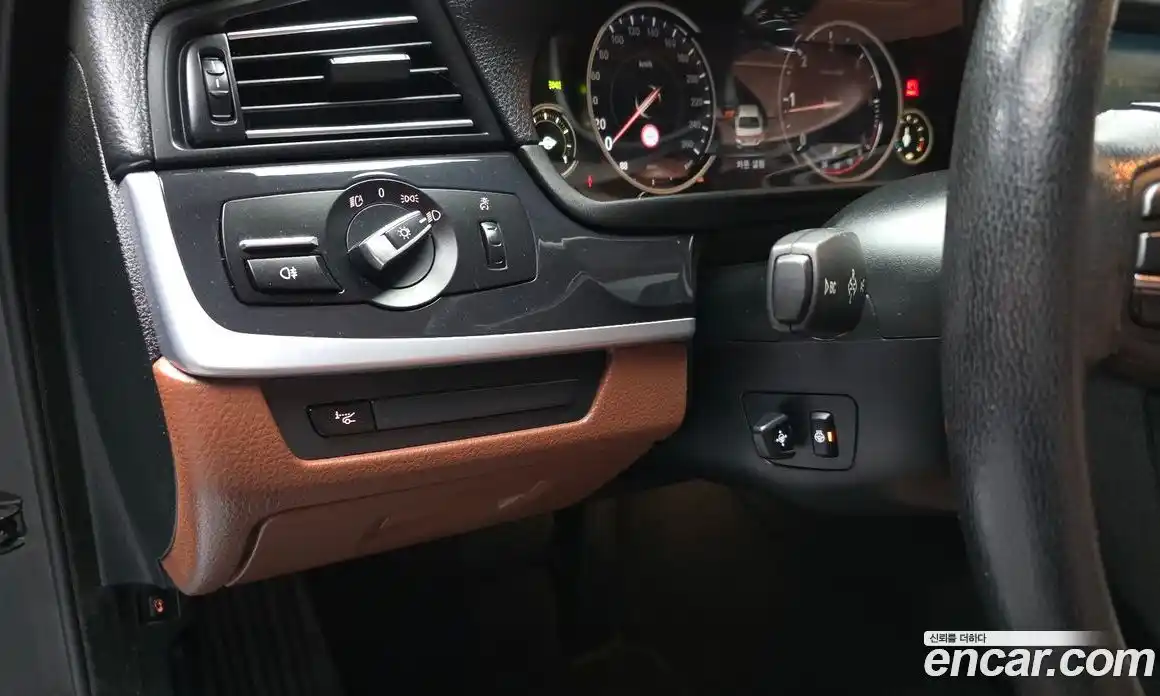 BMW 5-Series 2015 2.0 Автомат в Москве № 540922, фото 17