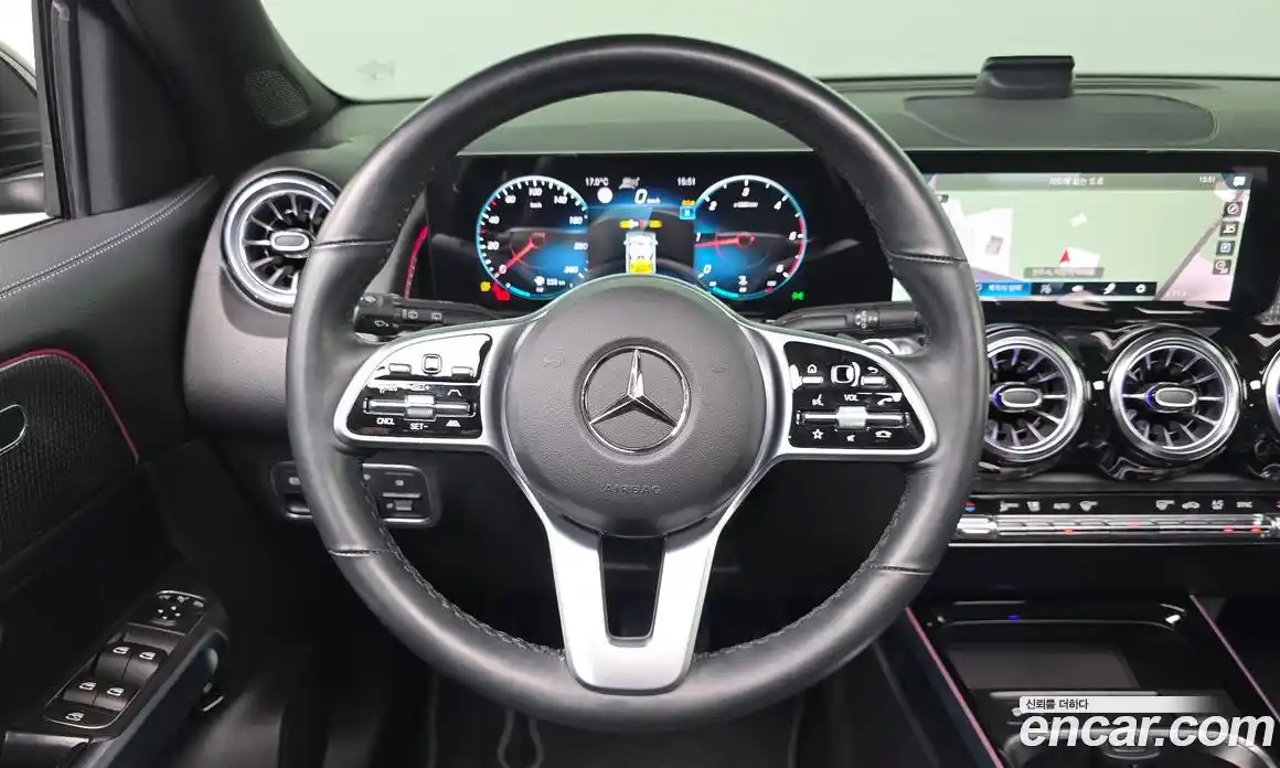 Mercedes-Benz GLB-Class 2023 1.9 Автомат в Москве № 542127, фото 15