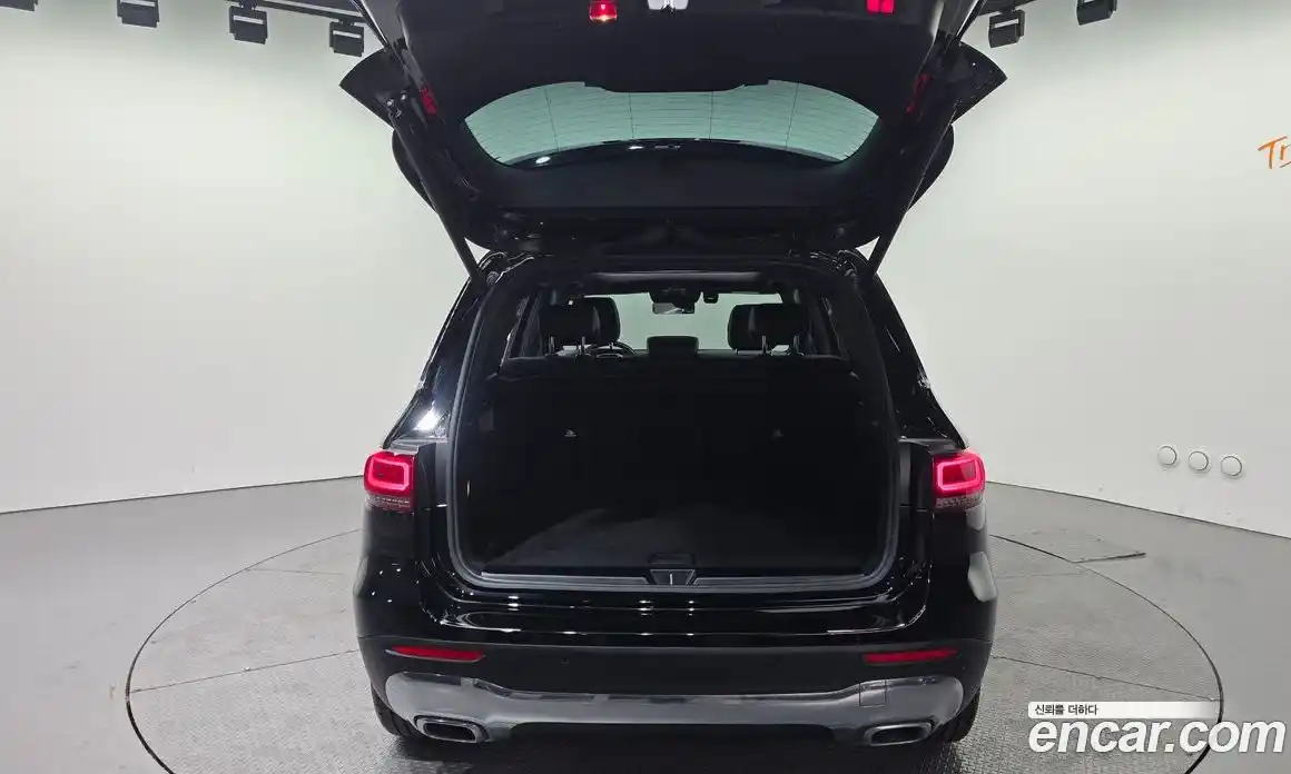 Mercedes-Benz GLB-Class 2023 1.9 Автомат в Москве № 542127, фото 20