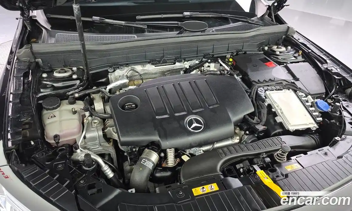 Mercedes-Benz GLB-Class 2023 1.9 Автомат в Москве № 542127, фото 6